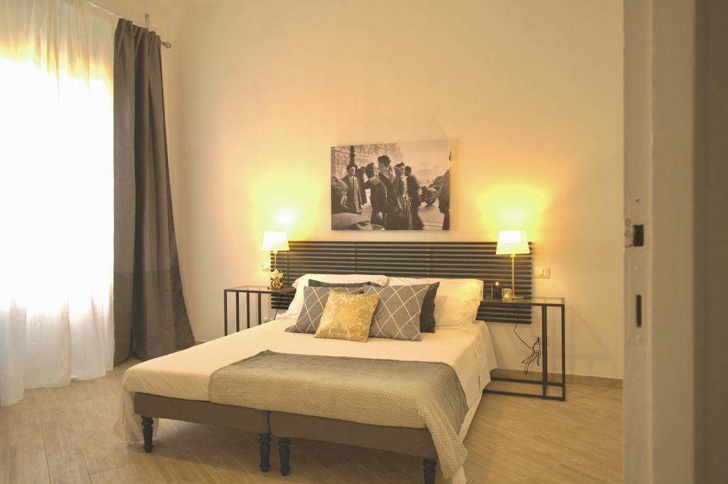 Ostia Holiday Domus In Laterano Рим Екстериор снимка