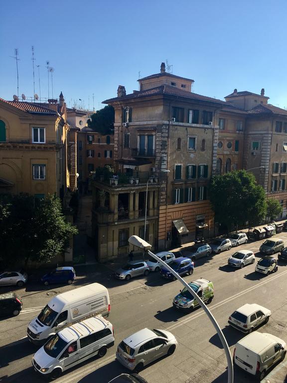 Ostia Holiday Domus In Laterano Рим Екстериор снимка